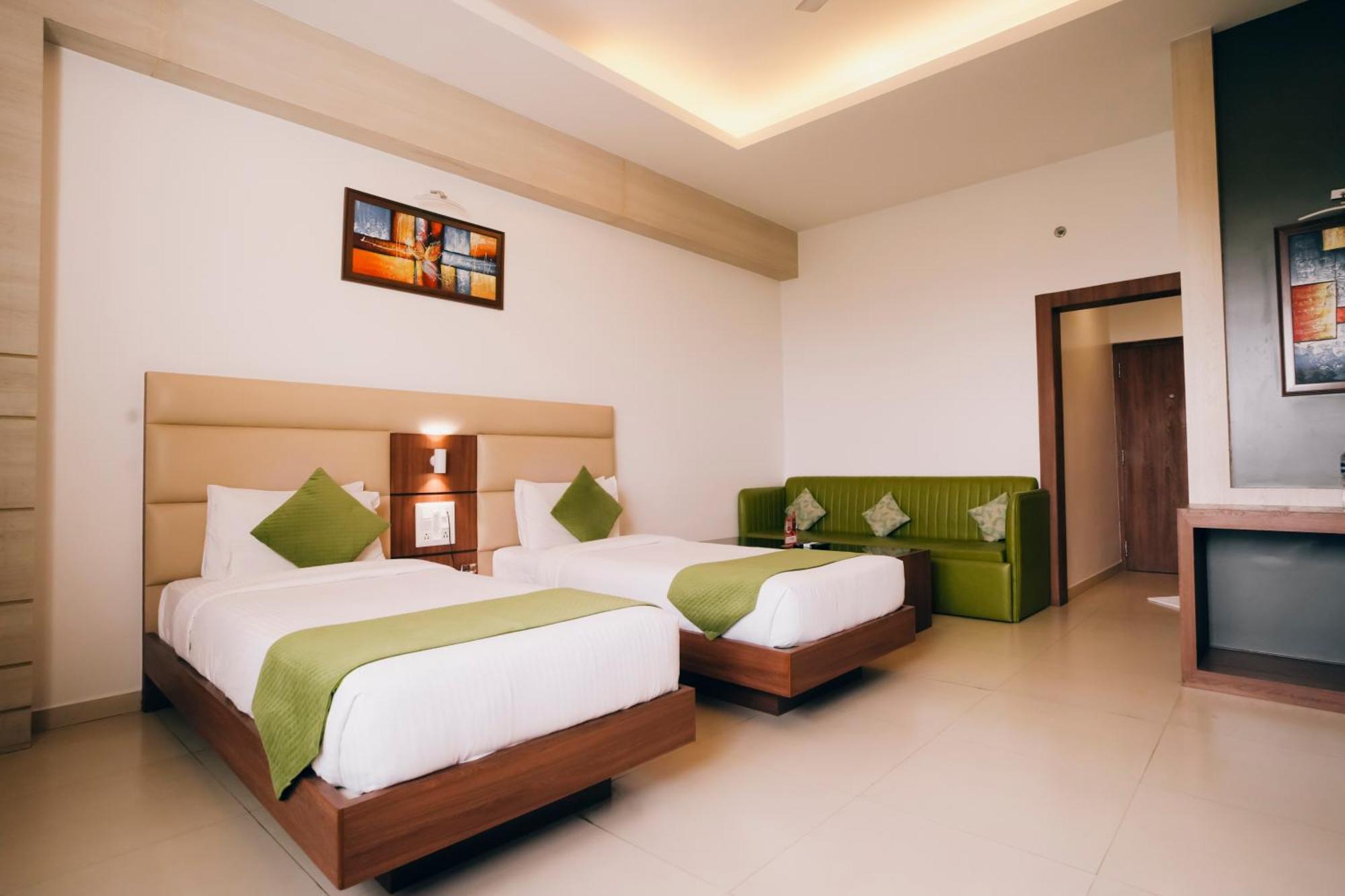 Hotel Imperial Heights Deoghar Esterno foto