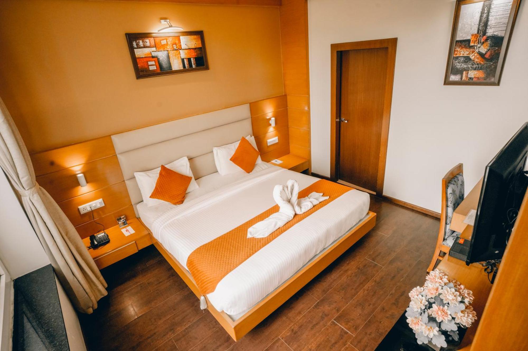 Hotel Imperial Heights Deoghar Esterno foto